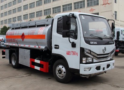 國六東風多利卡5噸加油車